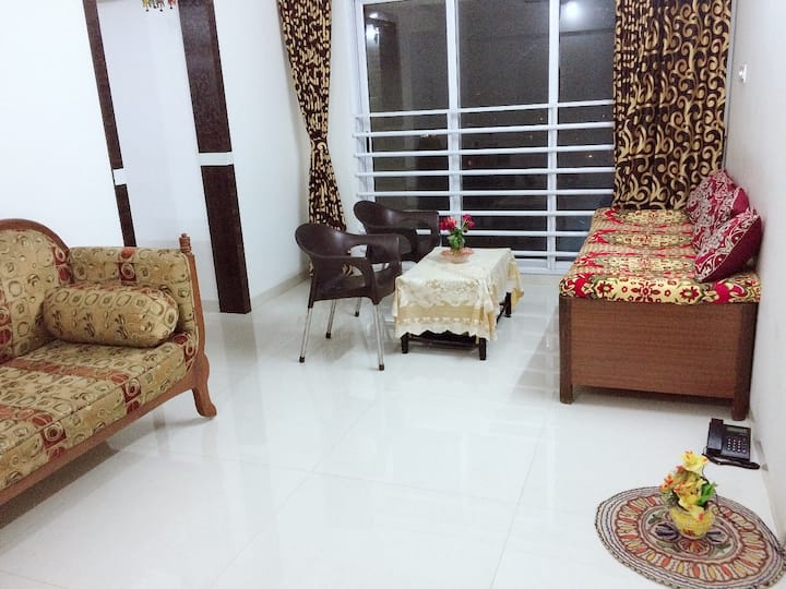 Goregaon West Holiday Rentals & Homes Goregaon West, Mumbai, India