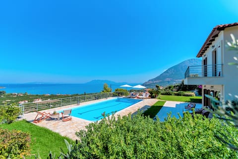 Sunshine Villa, private pool and amazing view