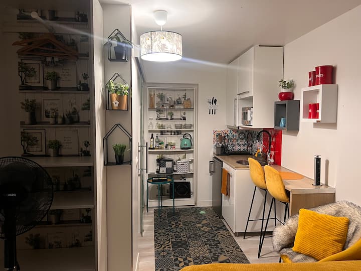 Studio éQuipé Et Cocooning - Éragny