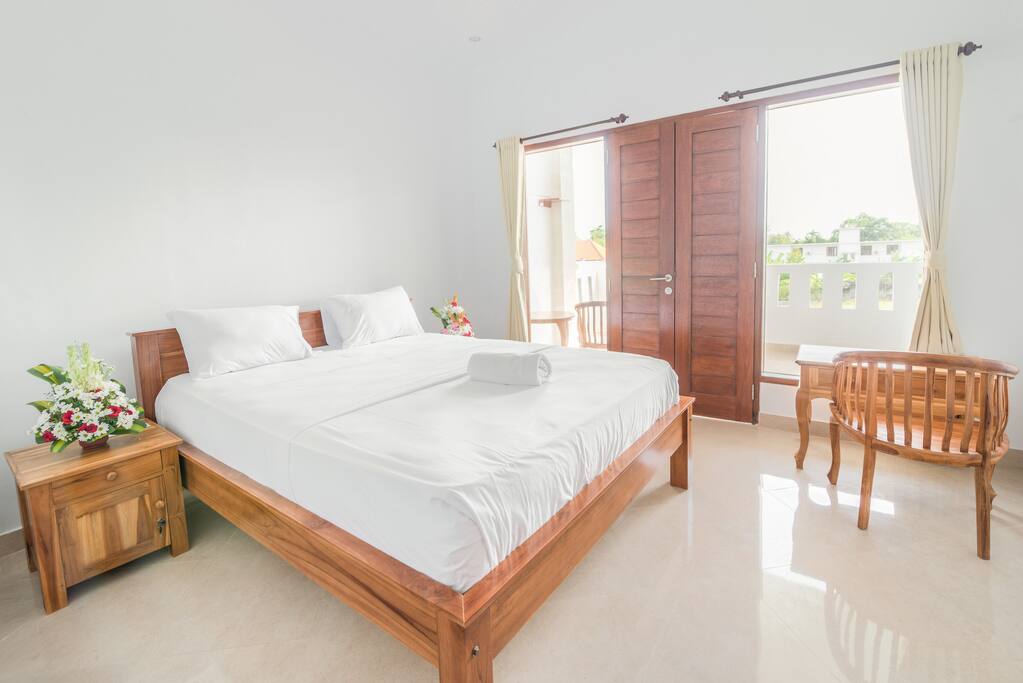 AC, fast Wi-fi,bathroom with toilet, nice view