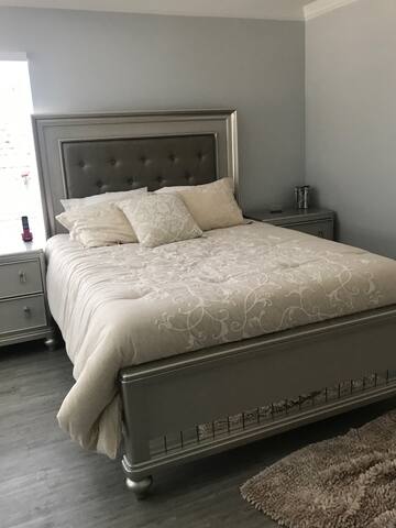 Beautiful Pool Apartment 3 miles from Amazing Ft Worth Tx Downtown