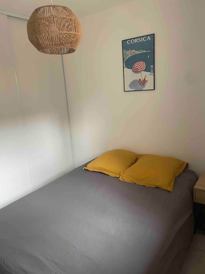 קומה 1 חדר שינה 