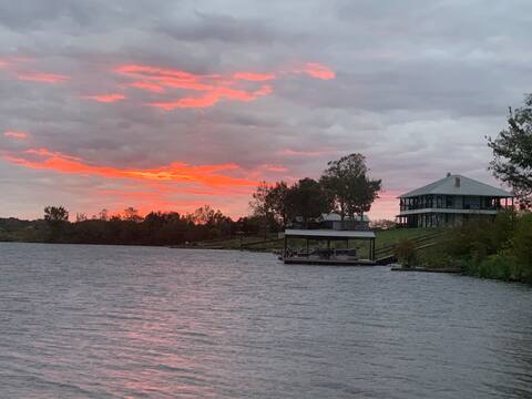 Waterfront Oxbow Retreat Stunning Peaceful Views