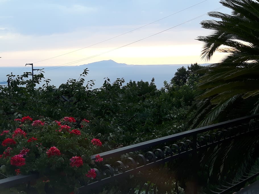...dalla terrazza
...From the terrace