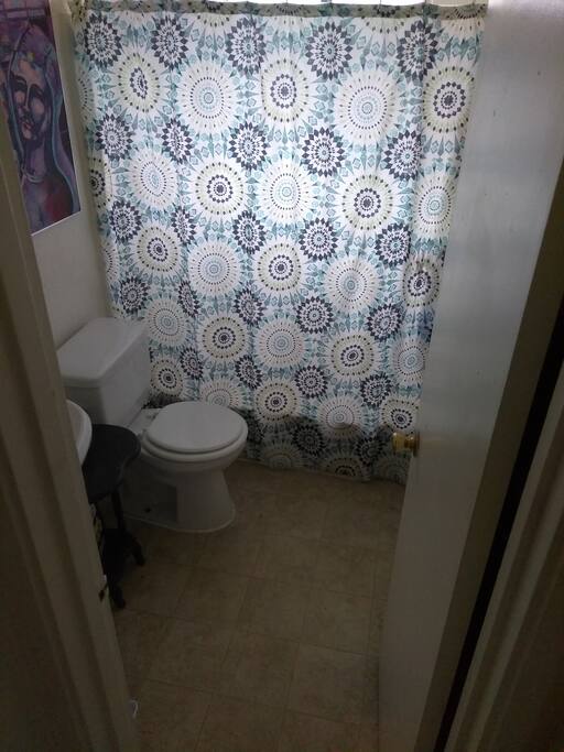 dingle bathroom