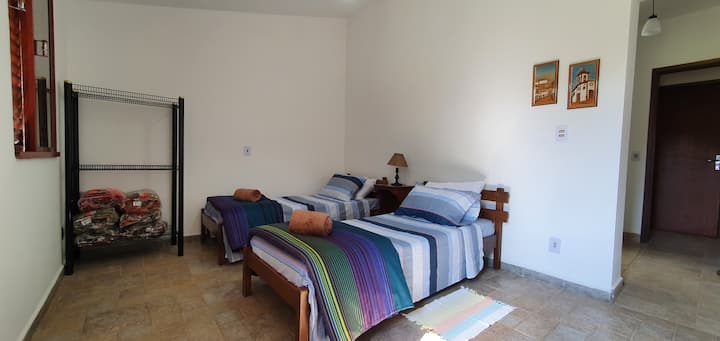 غرفة مفردة - 6 أسرّة