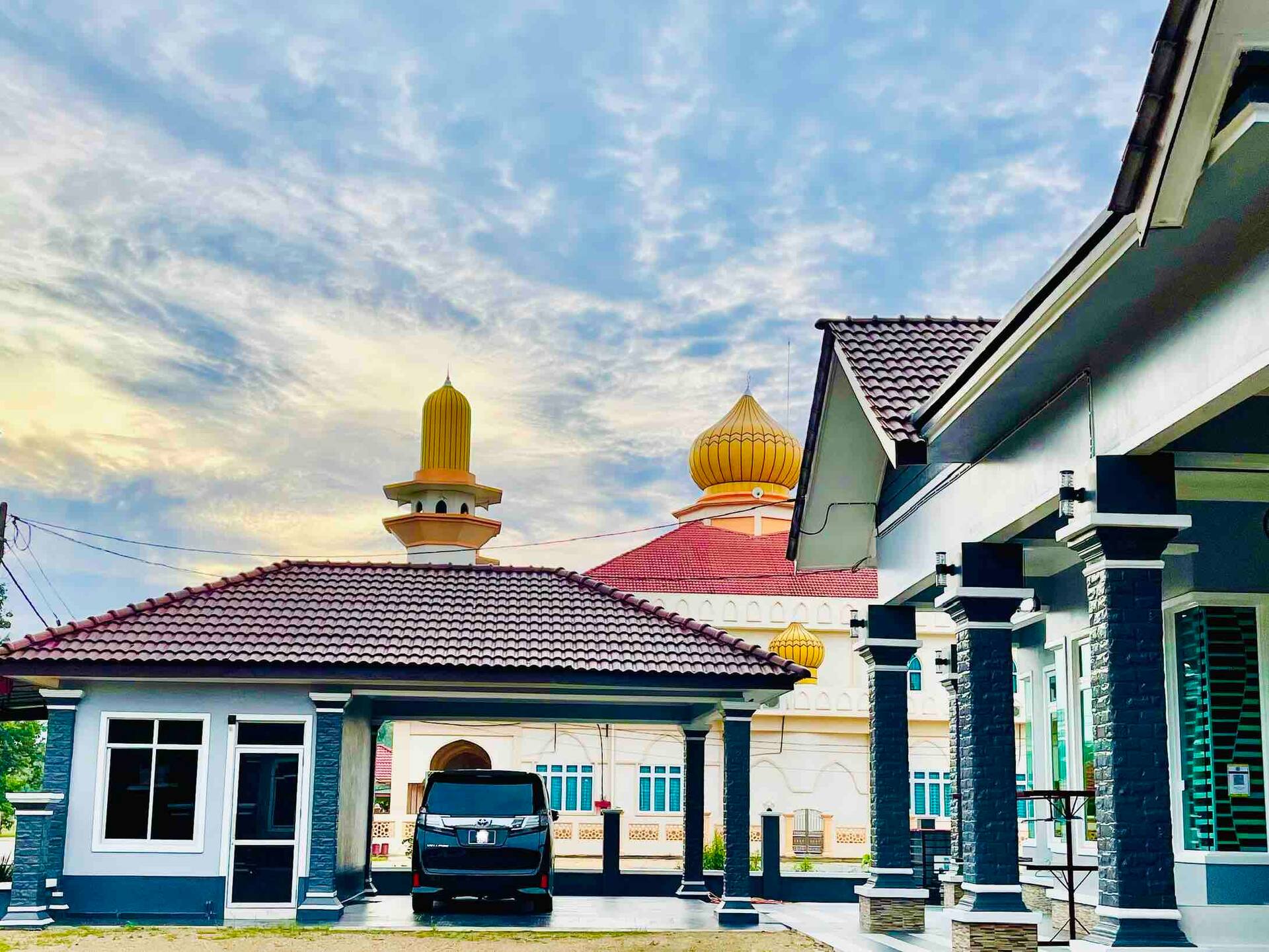 HudaHomestay KB | 4R AllAircond 3BathR Netflix