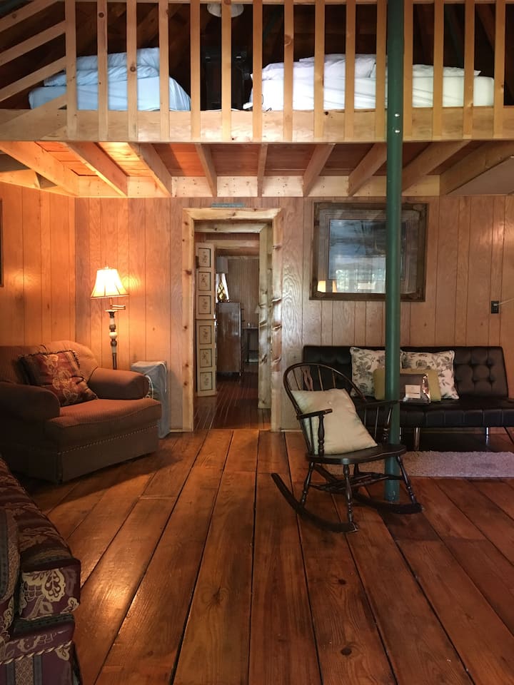 Cozy River Cabin in the Trees Cabins for Rent in Greenup, Kentucky