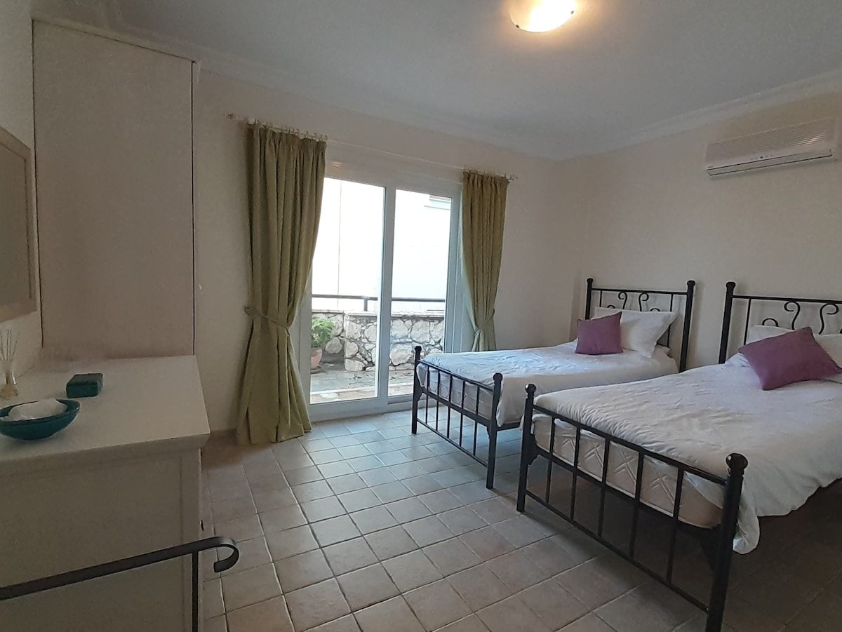 Ground floor bedroom