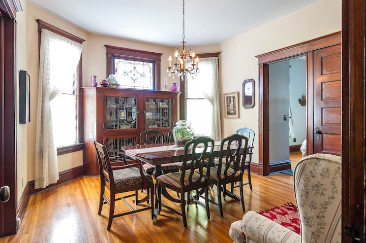 St. Louis Furnished Monthly Rentals and Extended Stays | Airbnb