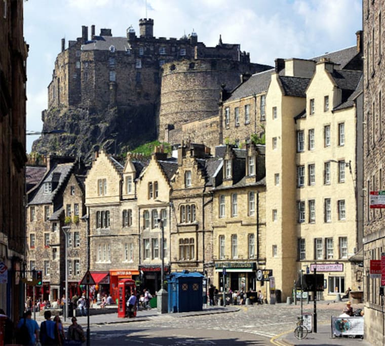 Edinburgh castle from Grassmarket