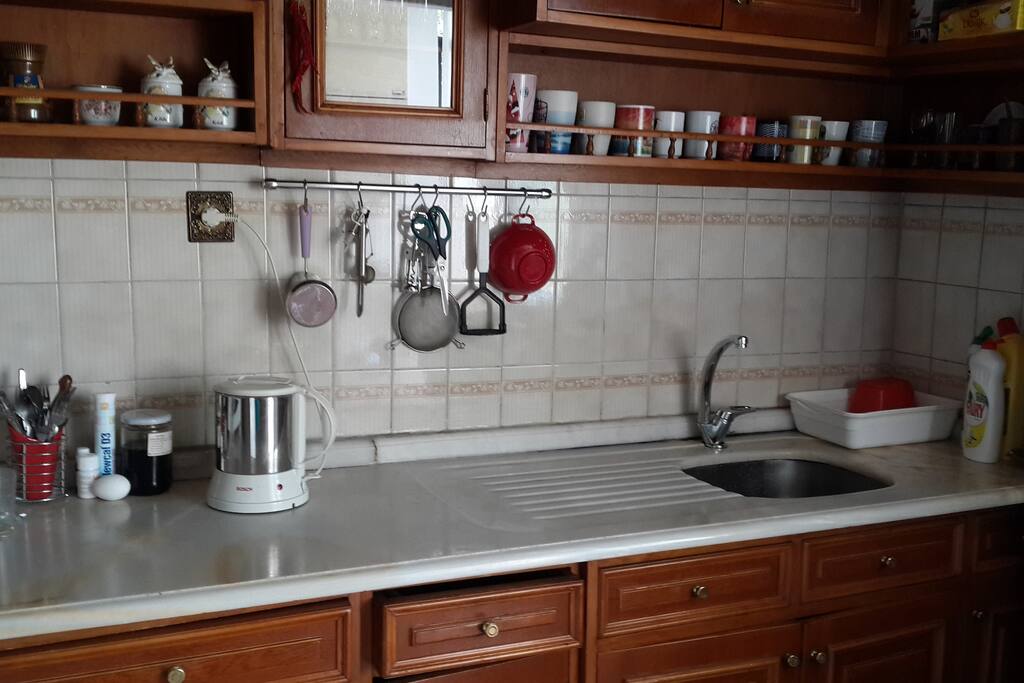 Her ürlü eşya vardır.