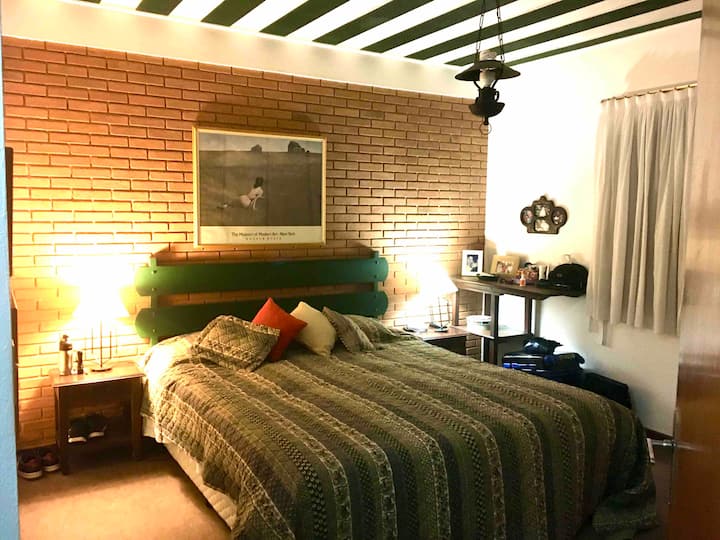 საძინებელი 4