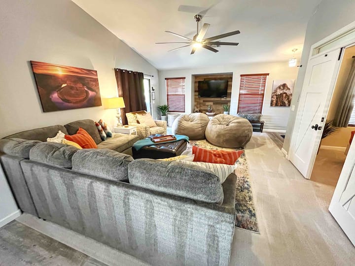 "Desert Gem" Family Friendly W/heated Pool, Gym + - Queen Creek, AZ