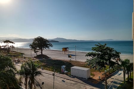 Canasvieiras - ap. com excelente vista para o mar