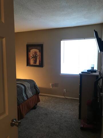 Lovely, Private Room
