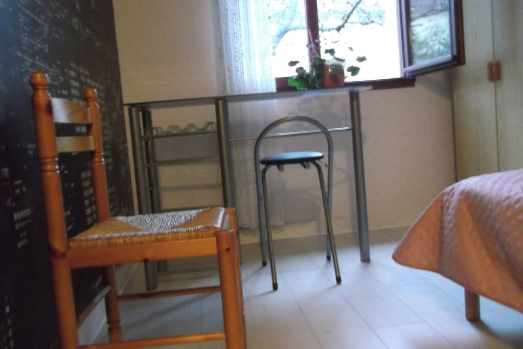 chambre donnant sur jardin
