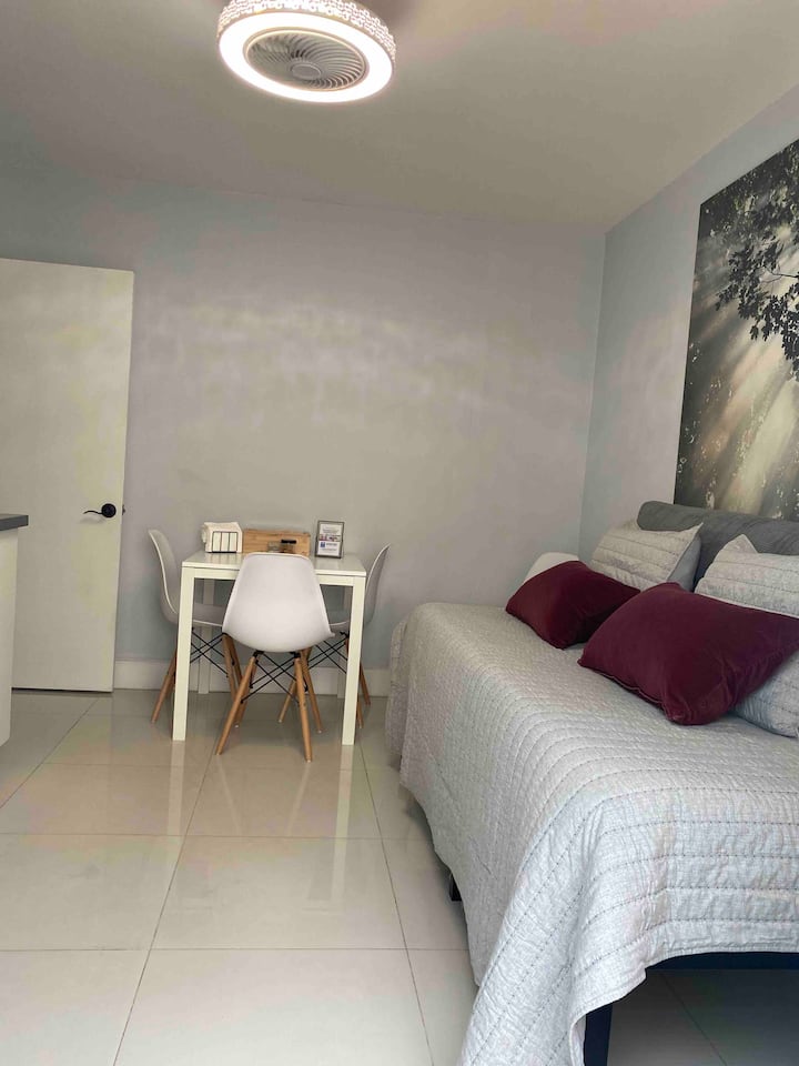 მისაღები ოთახი