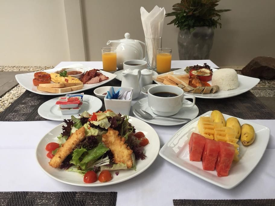 Exquisite Breakfast & Salad
