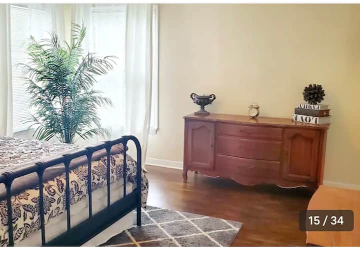 Chambre avec lit Queen Size