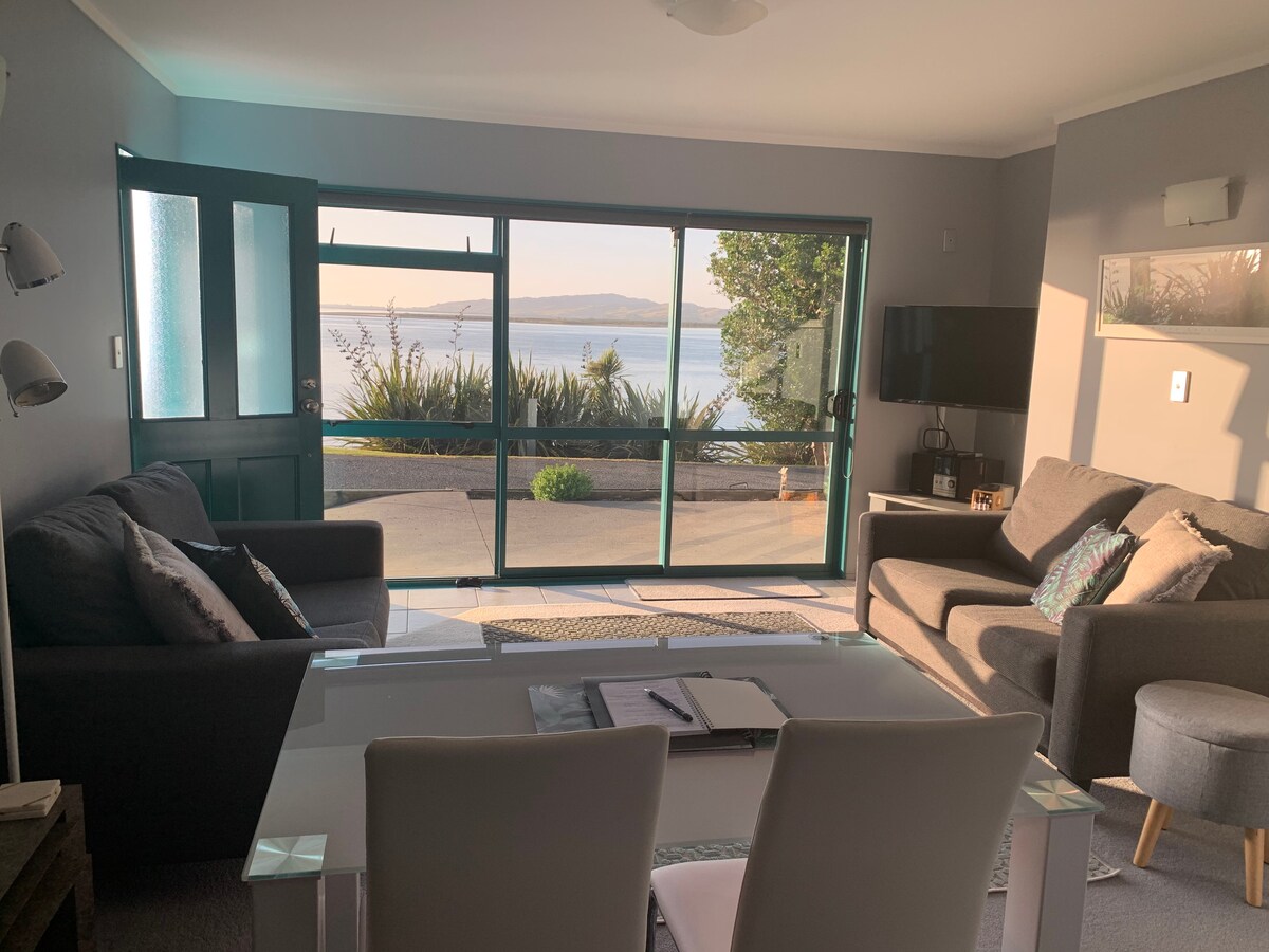 Successful Airbnb property: Beach Lane Apartment on the Whangarei Harbour in Whangarei District