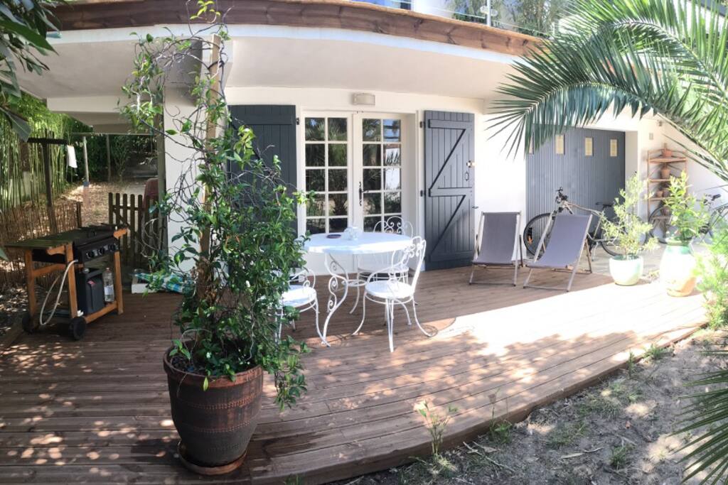Terrasse plancha chaises longues VTT