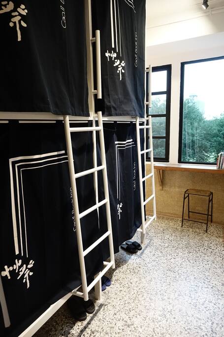 採光間/Mixed Dorm
