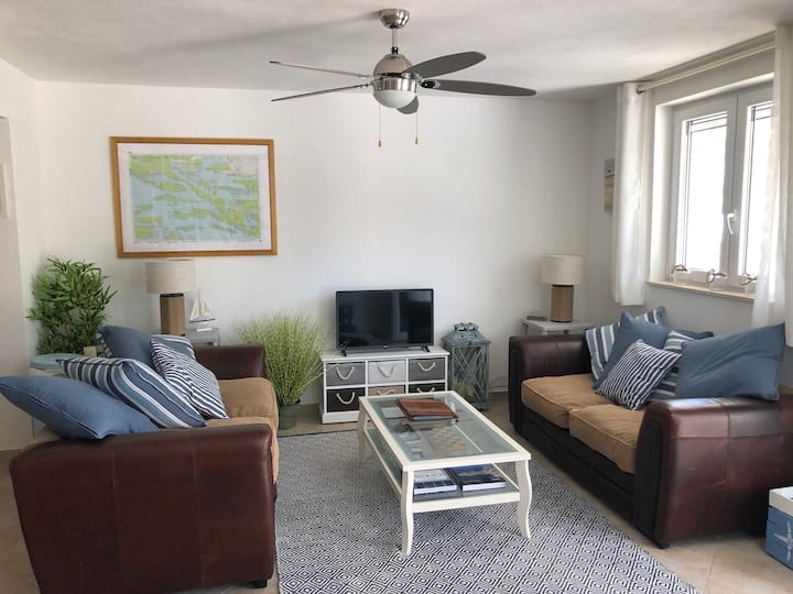 Living area with satellite TV