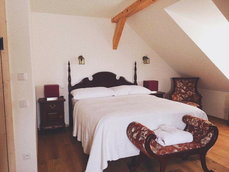 غرفة النوم 8