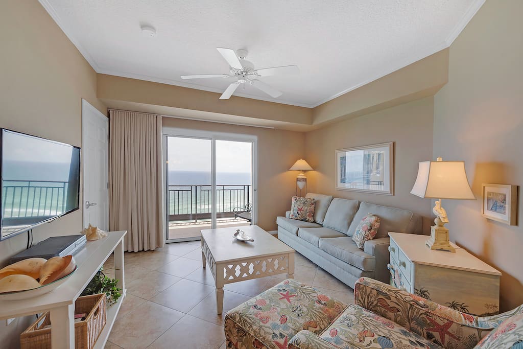 Spacious living area with incredible views!