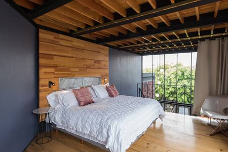 Depa en dos plantas con amplia terraza, sanitizado