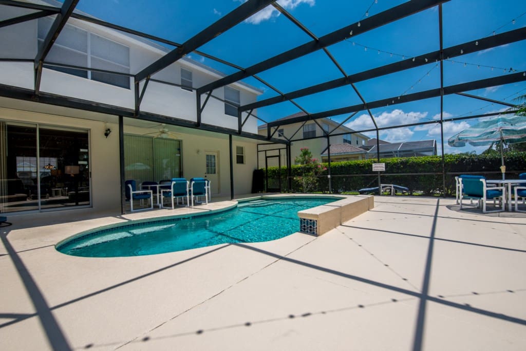 229NHamptonDr-46