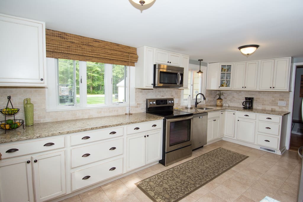 Custom kitchen with Granite