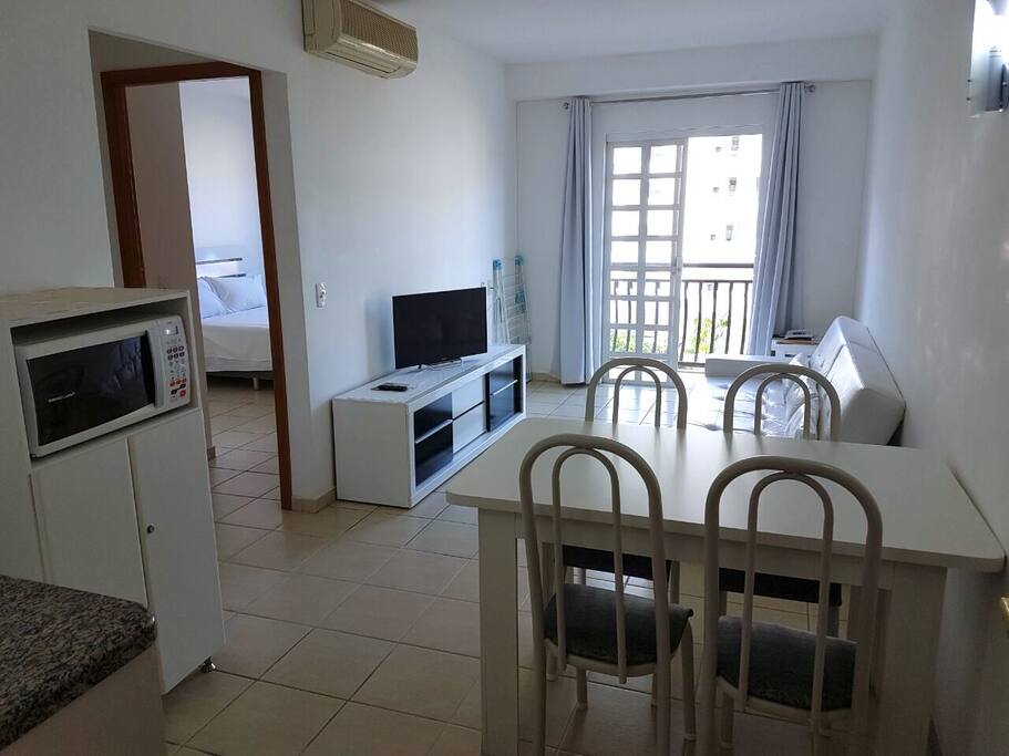 Sala de estar e cozinha