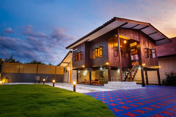 Premier Homestay Villa Lanna