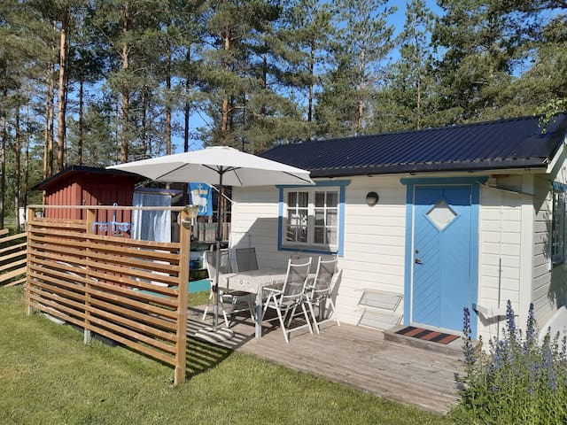 Billigt, enkelt, bra boende på Gotland nära havet 【 DEC 2021 】 Guesthouse  in Ljugarn, Sweden (1 Bedroom, 1 Bathroom)