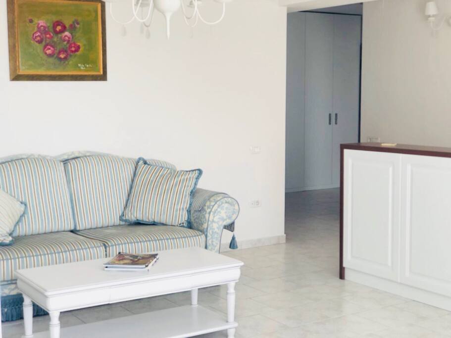 Living room / Sufragerie