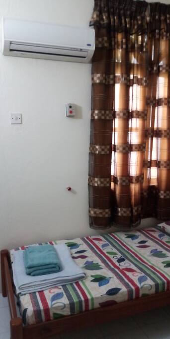 Bedroom. View of the air conditioner.