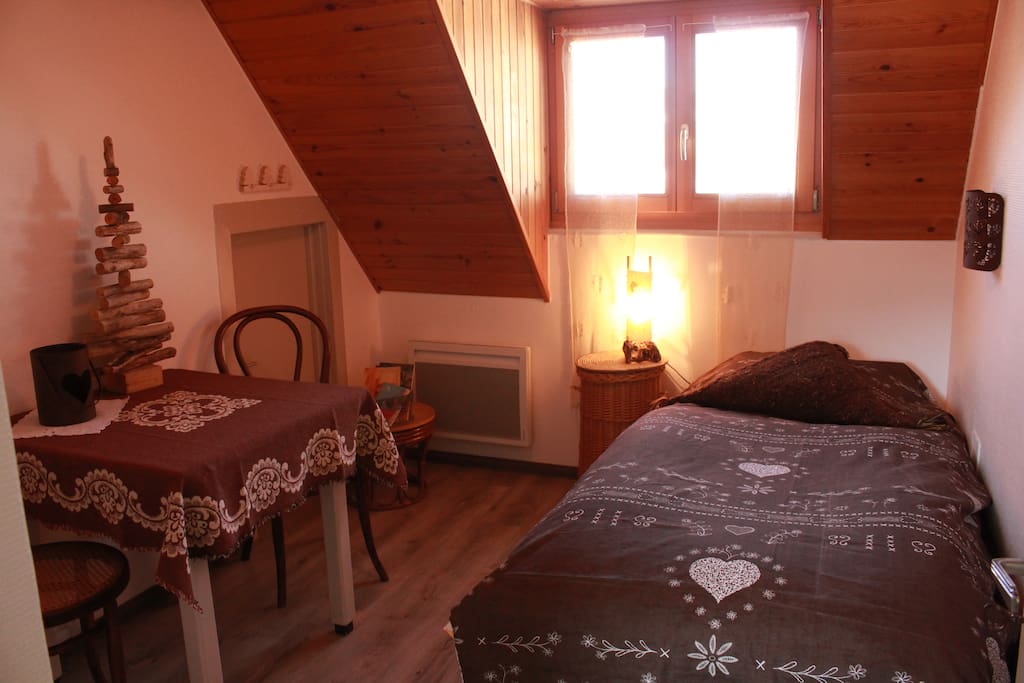 chambre montagne 1 lit de 90