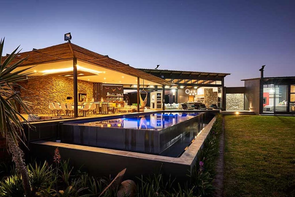 Spectacular home on the Vaal Dam Waterfront Houses for Rent in