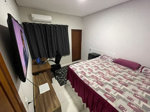 Casa Full, 2-Quarto, accommodates up to 6 people.