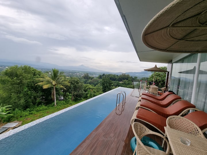 Arya Exclusive Villa