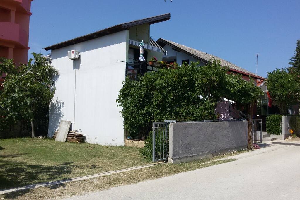 parking space and terrace upstairs