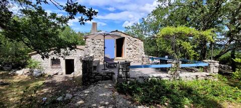 Characterful house overlooking the Ardèche