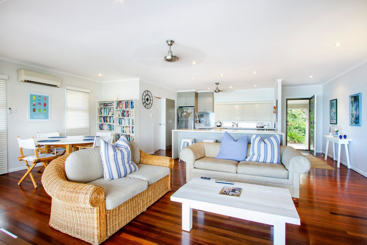 18 BEST Airlie Beach Airbnb & holiday rentals BeeLoved City