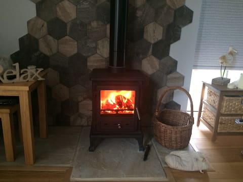 Top Airbnb: Pebble Meadow Retreat in Ringwould With Kingsdown