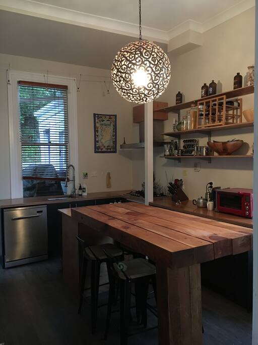 Fully equipped kitchen
