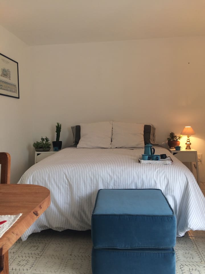 საწოლი 152 × 203 სმ