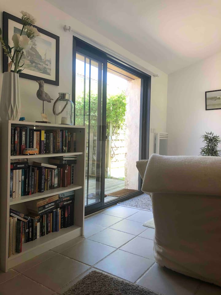 Charming One Bedroom Apartment. - Île de Ré