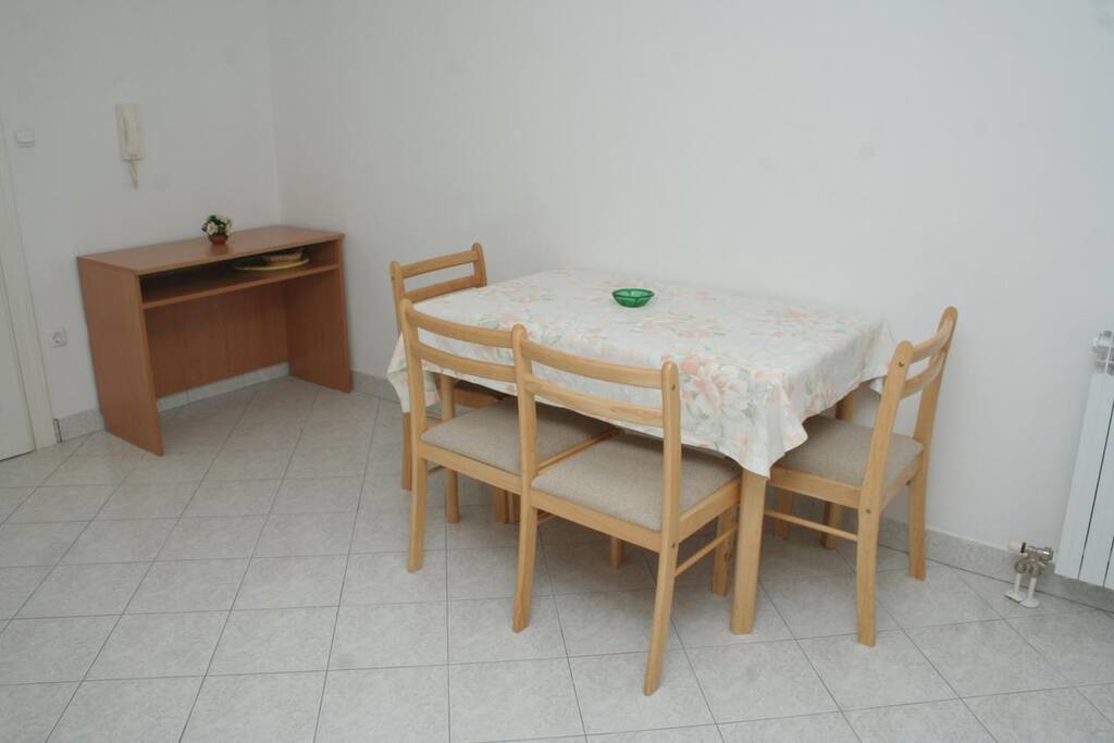 Dining room, Surface: 10 m²